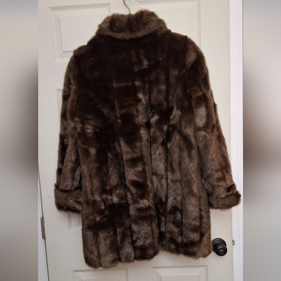 Dennis Basso Womens Faux Fur Mink Brown Coat Size Medium - Picture 2 of 6
